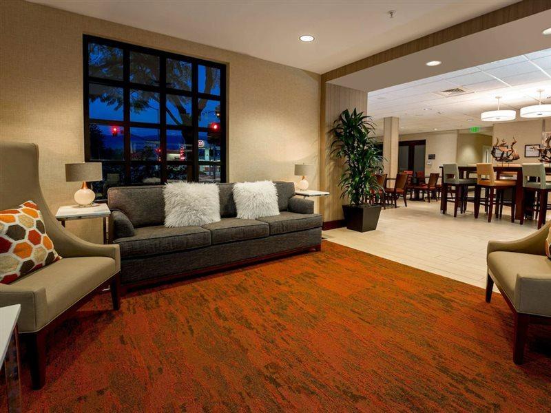 Hampton Inn Santa Barbara/Goleta Exterior photo
