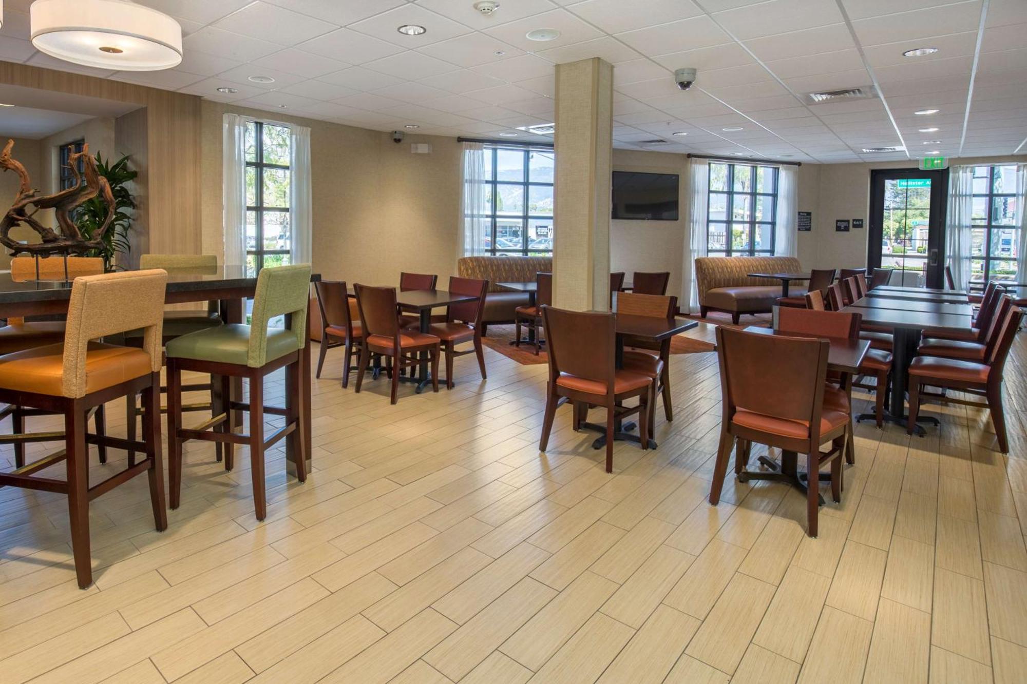 Hampton Inn Santa Barbara/Goleta Exterior photo