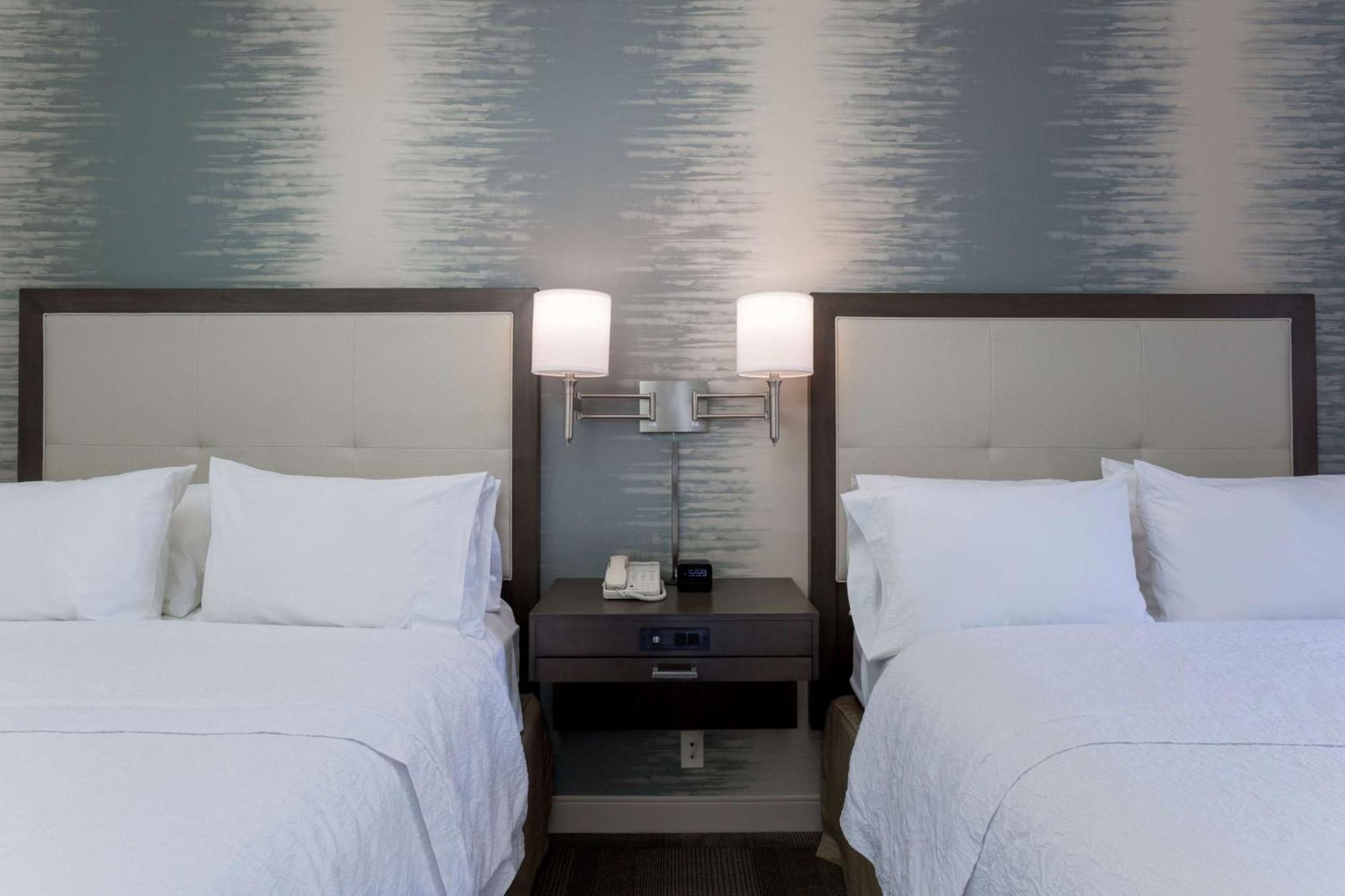 Hampton Inn Santa Barbara/Goleta Exterior photo