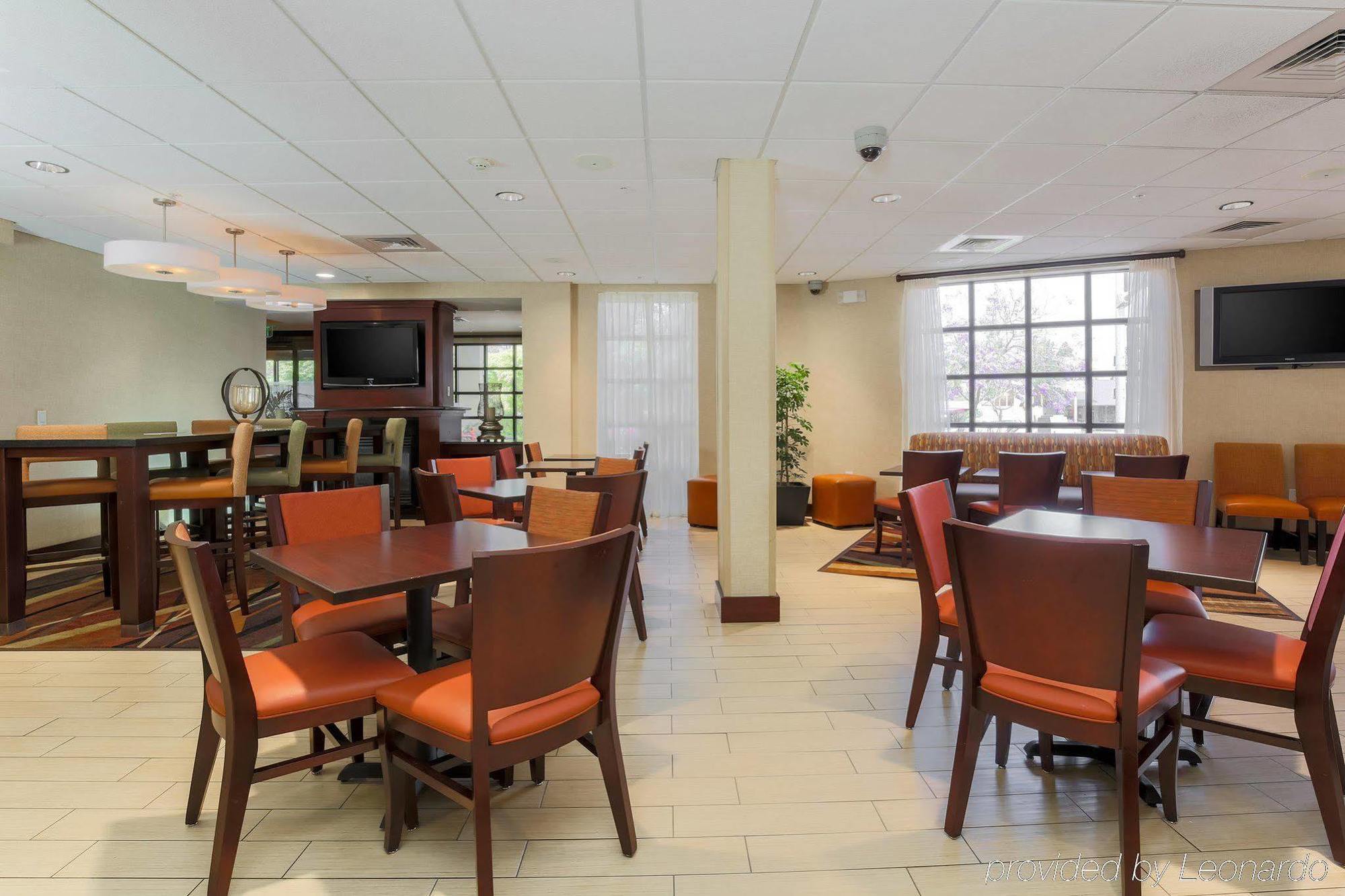 Hampton Inn Santa Barbara/Goleta Exterior photo