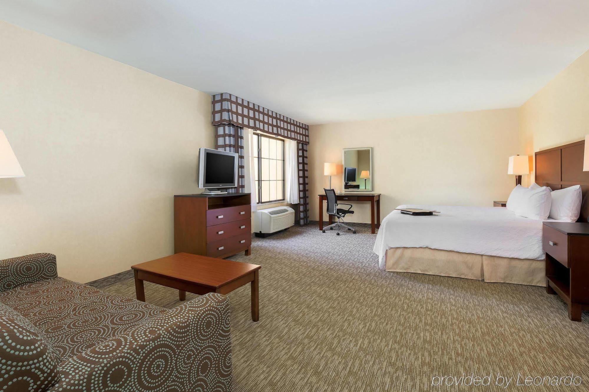 Hampton Inn Santa Barbara/Goleta Exterior photo