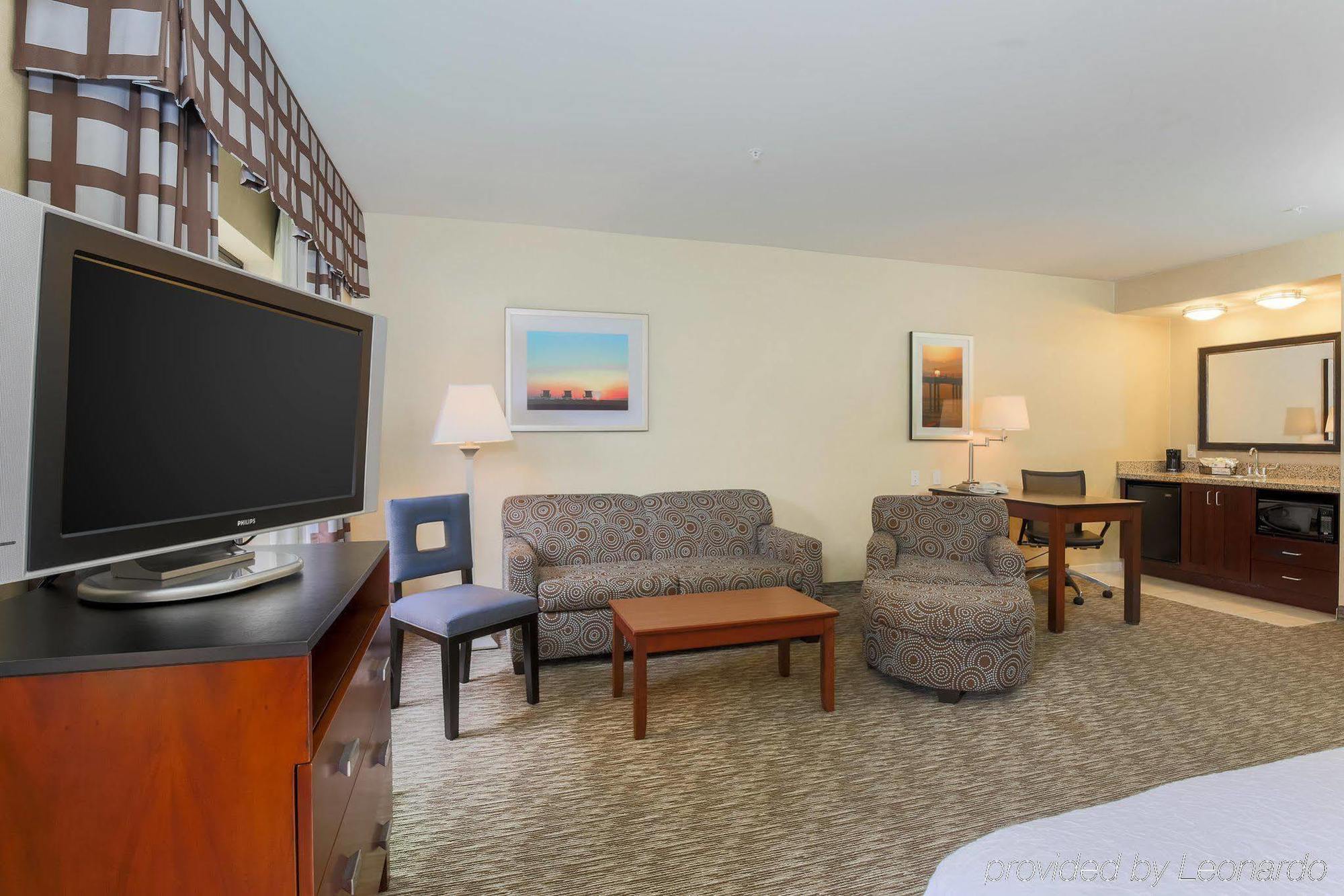 Hampton Inn Santa Barbara/Goleta Exterior photo