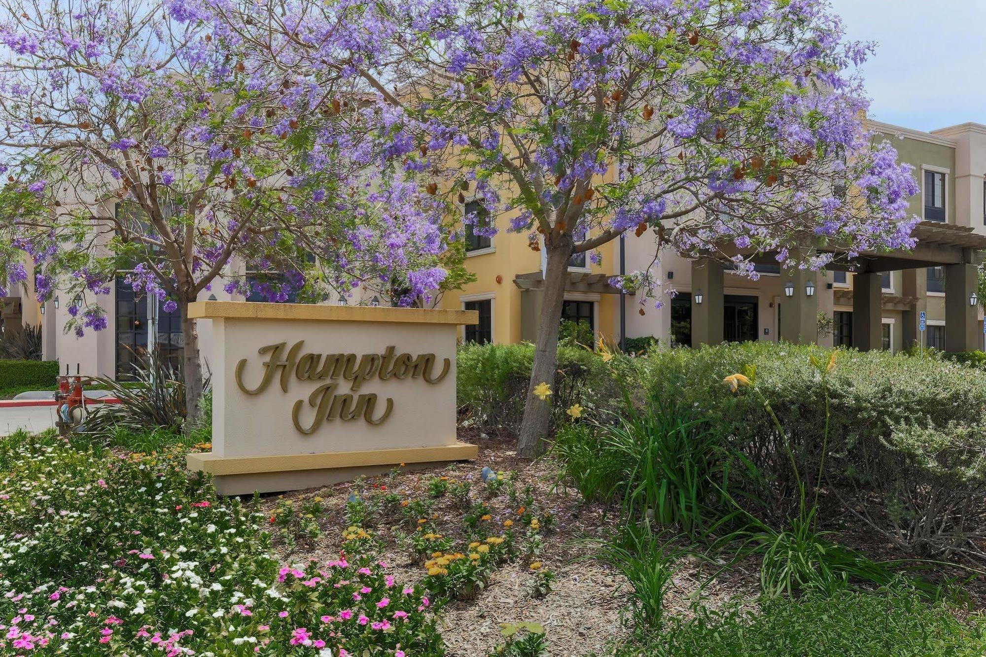 Hampton Inn Santa Barbara/Goleta Exterior photo